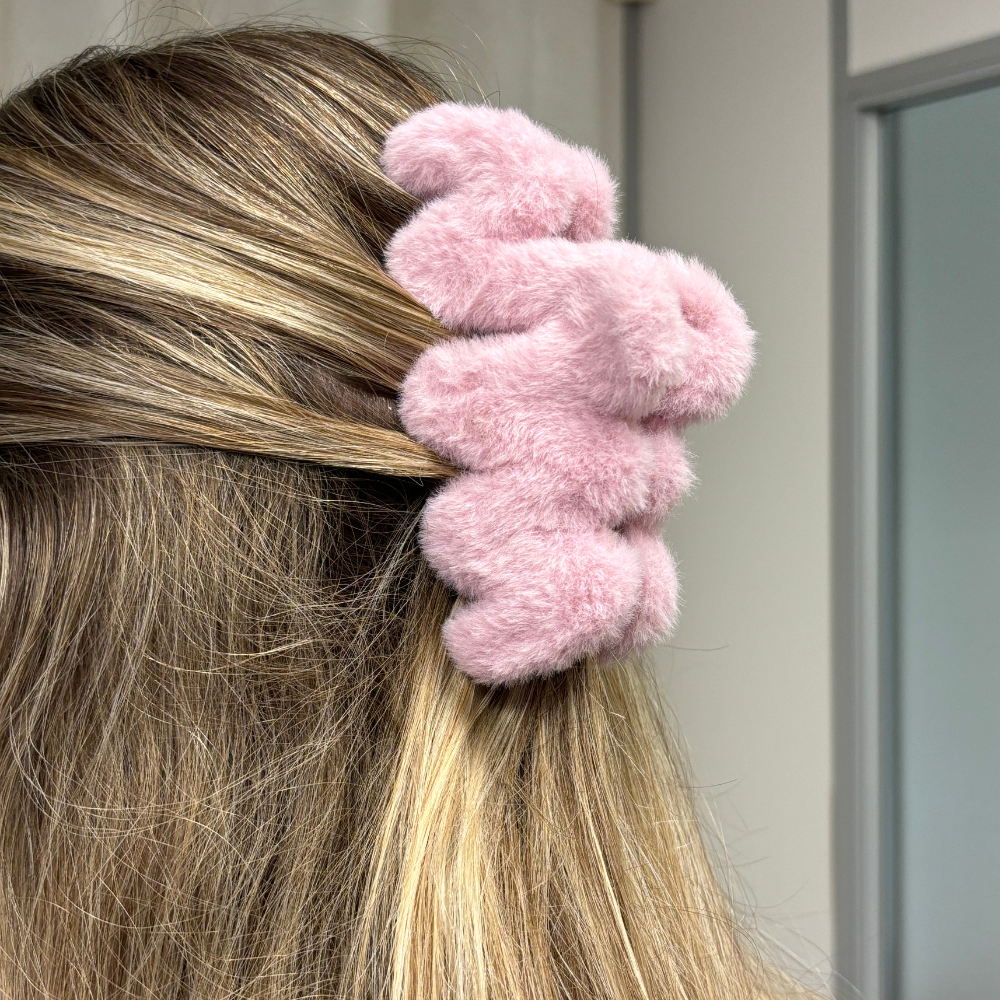 Squiggle Faux Fur Claw Clip - Pink