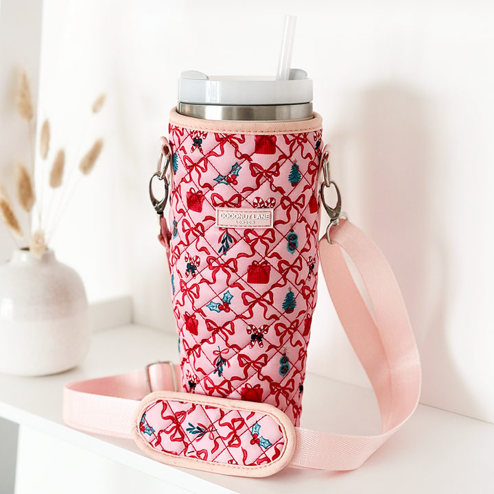 Tumbler Carry Case - Quilted Christmas Kisses