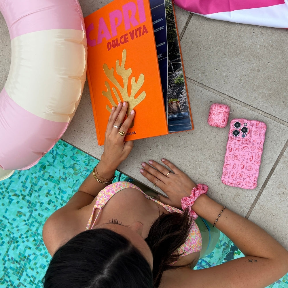 Airpods Case - Seashell Riviera