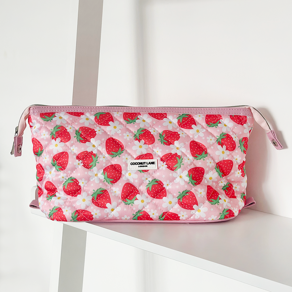 Magic Lifestyle Pouch - Quilted Berry Cute Strawberry