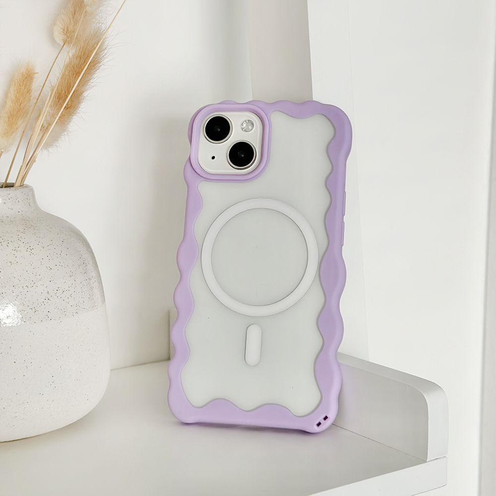 Wavy MagSafe Clear Phone Case - Lilac